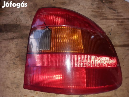 Opel Astra F Jobb Hátsó Lámpa