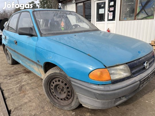 Opel Astra F (1993) 1.4i C14NZ Alkatrészek #M3716