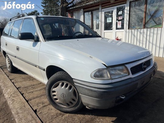 Opel Astra F (1997) 1.4i X14NZ Alkatrészek #M3671