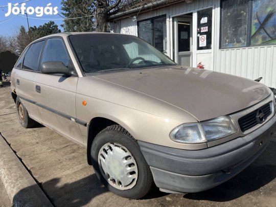 Opel Astra F (1998) 1.4i X14NZ Alkatrészek #M3776