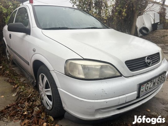 Opel Astra G 1.4 16V Club (Automata)