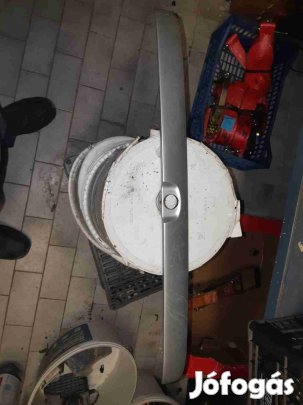 Opel Astra G Csomagtérajtó Díszléc