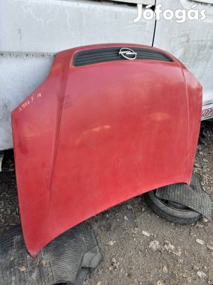 Opel Astra G motorháztető géptető piros 