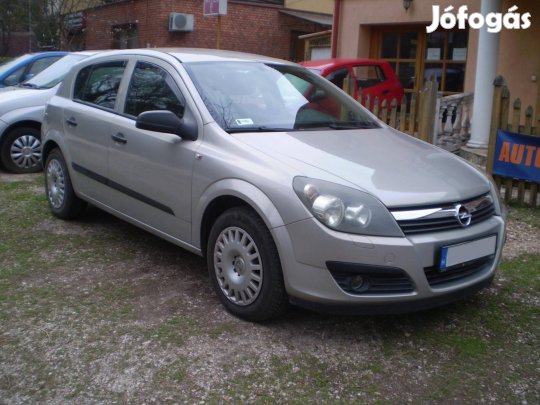Opel Astra H 1.4 Essentia Plus Klíma Magyarországi