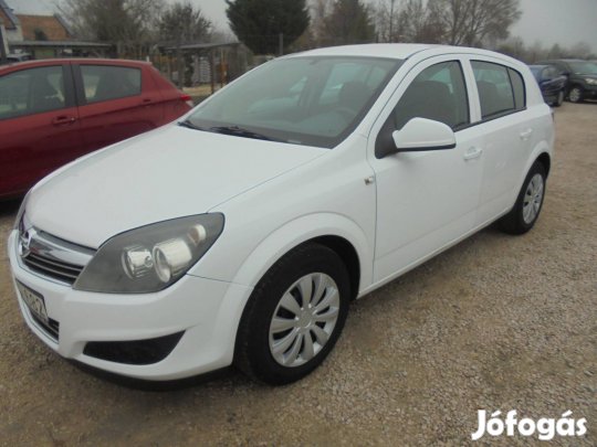 Opel Astra H 1.6 Classic III Magyarországi.SZER...