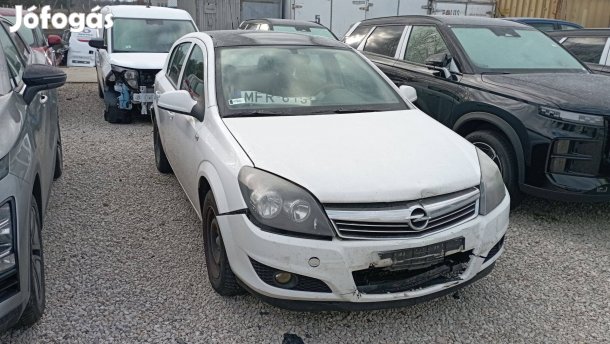 Opel Astra H 1.6 Classic III-Törött!!!