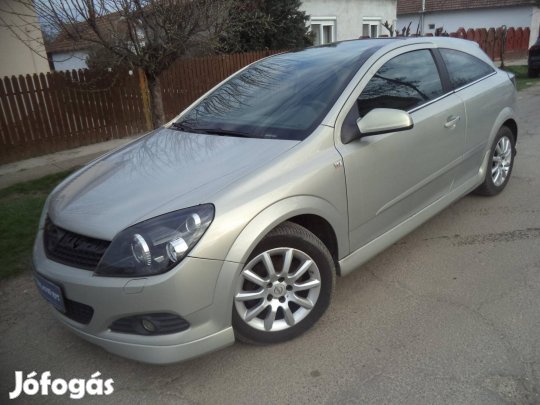 Opel Astra H 1.8 GTC Essentia