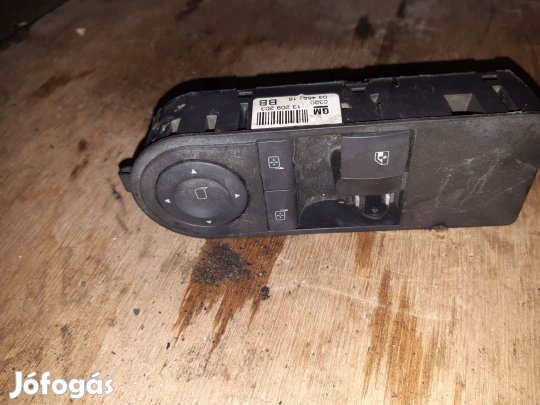 Opel Astra H Ablakemelő Kapcsoló