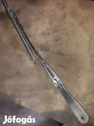 Opel Astra H Bal Első Ablaktörlő Kar