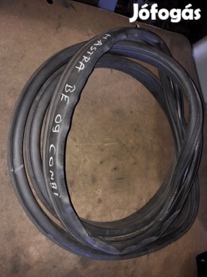 Opel Astra H Bal Első Ajtó Gumikéder