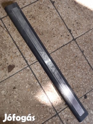 Opel Astra H Bal Első Küszöb Borítás