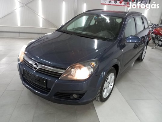 Opel Astra H Caravan 1.4 Cosmo Sorszám:30