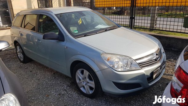Opel Astra H Caravan 1.6 Essentia Klíma.ESP.Tem...