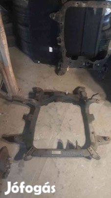 Opel Astra H Első Bölcső