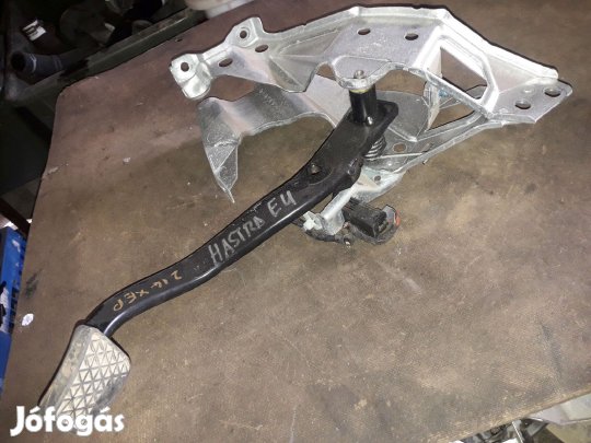 Opel Astra H Fékpedál