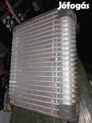 Opel Astra H Fűtő Radiátor