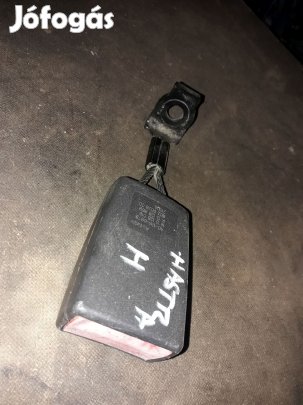 Opel Astra H Hátsó Biztonsági Öv Csatlakozó