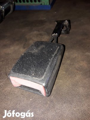 Opel Astra H Hátsó Biztonsági Öv Csatlakozó