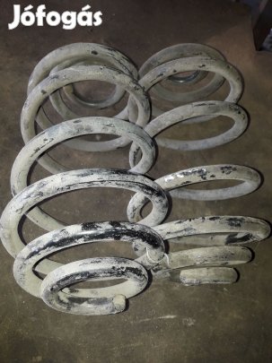 Opel Astra H Hátsó Rugó Pár