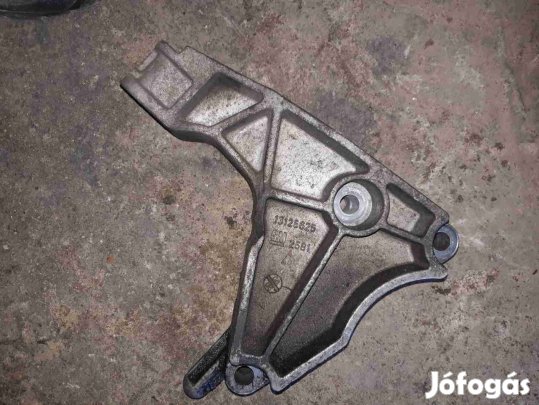 Opel Astra H Hátsó Váltótartó Bak