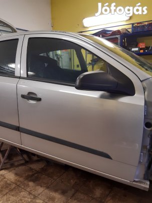 Opel Astra H Jobb Első Ajtó