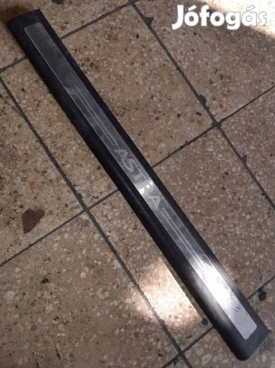 Opel Astra H Jobb Első Küszöb Borítás