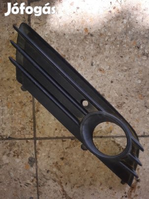 Opel Astra H Jobb Első Lökhárító Díszrács