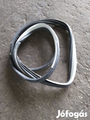 Opel Astra H Jobb Hátsó Ajtó Gumikéder