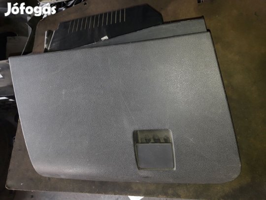 Opel Astra H Kesztyűtartó