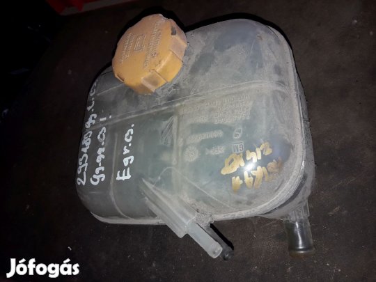 Opel Astra H Kiegyenlítő Tartály