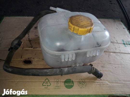 Opel Astra H Kiegyenlítő Tartály