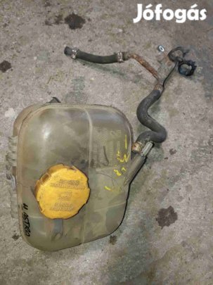 Opel Astra H Kiegyenlítő Tartály