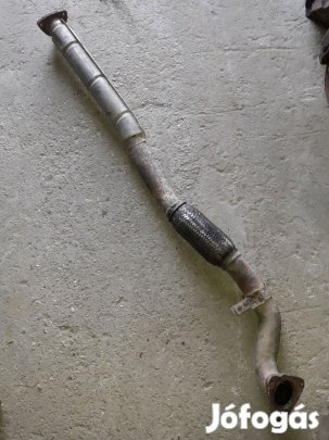 Opel Astra H Kipufogó Rezoncső