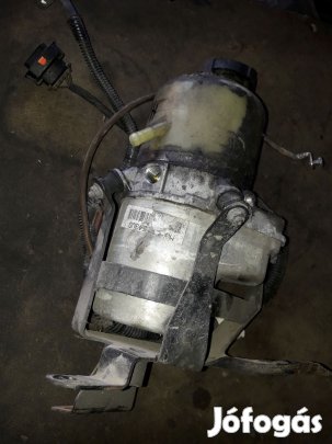 Opel Astra H Kormányszervó Szivattyú + Szervó Tartály
