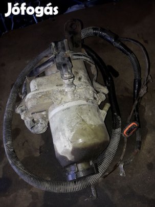 Opel Astra H Kormányszervó Szivattyú + Szervó Tartály