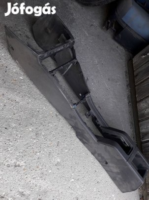 Opel Astra H Középbox