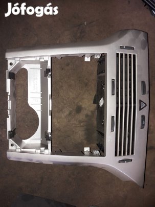 Opel Astra H Középkonzol Keret