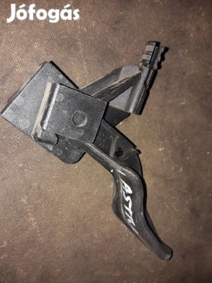 Opel Astra H Motorháztető Nyitó