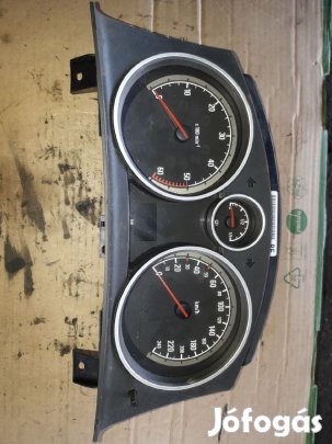 Opel Astra H Óraegység / Kilométeróra