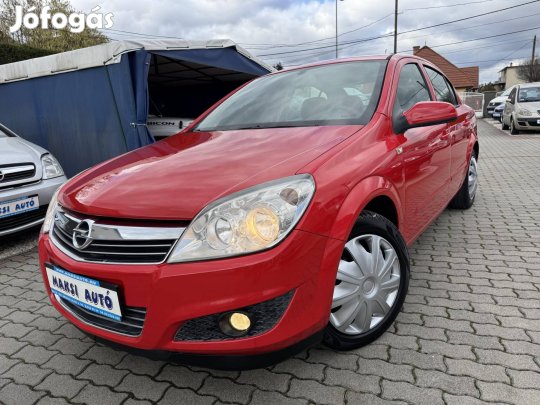 Opel Astra H Sedan 1.6 Enjoy Első Tulaj!Magyaro...