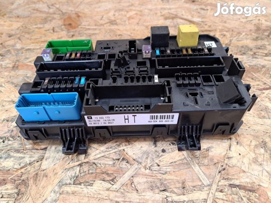 Opel Astra H (2004-2009) Biztosíték Tábla