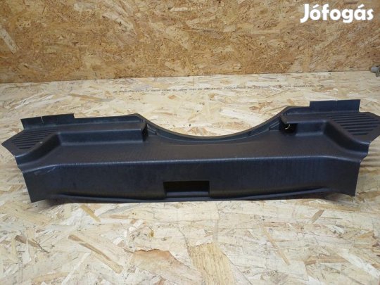 Opel Astra H (2004-2009) Hátfal Burkolat