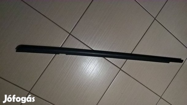 Opel Astra H bal hátsó ajtó vízlehúzó