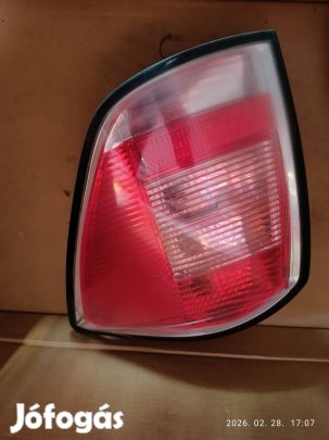 Opel Astra H hátsó lámpa 