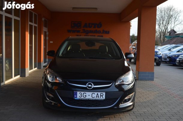 Opel Astra J 1.6 Cosmo ! 85.647 KM ! Kitűnő ESZ...