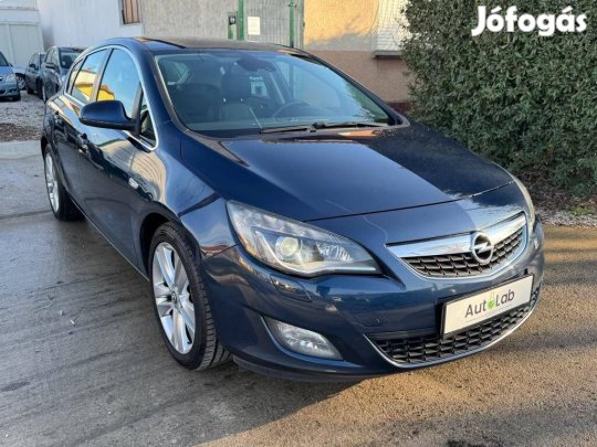 Opel Astra J 1.7 CDTI Cosmo Xenon .bőr belső.ül...
