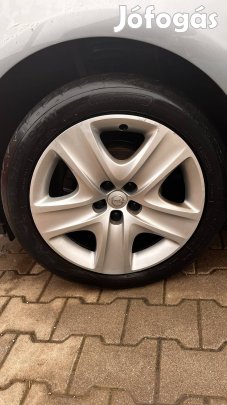 Opel Astra J 5x105 R17"