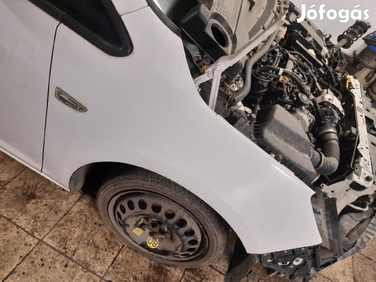 Opel Astra J Jobb Első Sárvédő