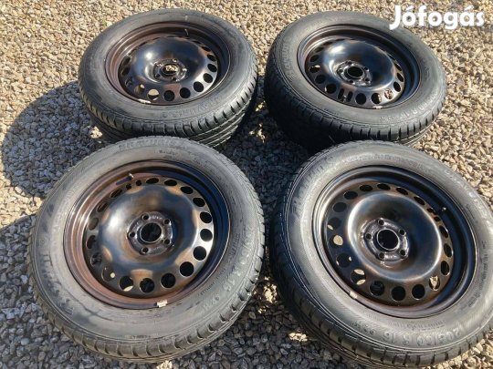 Opel Astra J K kerekek Barum 205/60 R16 gumikkal
