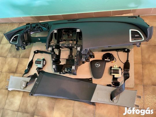 Opel Astra J Légzsák grt. / Vezető - Utas - Oldal -Függöny légzsák